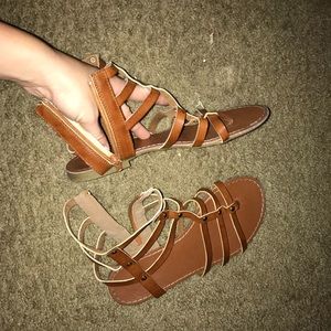 Strappy Brown High Rise Sandals
